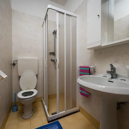 Townhouse With Garden And Pool In *